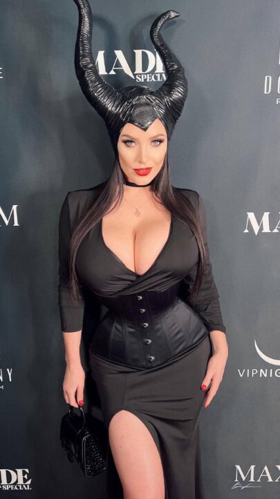 Angela White Collaboration with top actreses- Celeb Talk Show